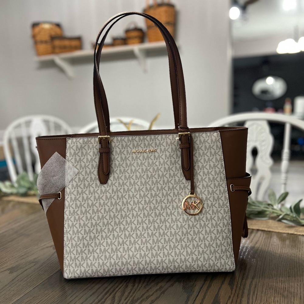 Michael Kors NEW leather “Gilly” tote bag